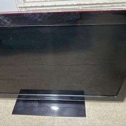 Samsung 52" 1080p 120Hz LCD TV (Model: LN52A750R1F)