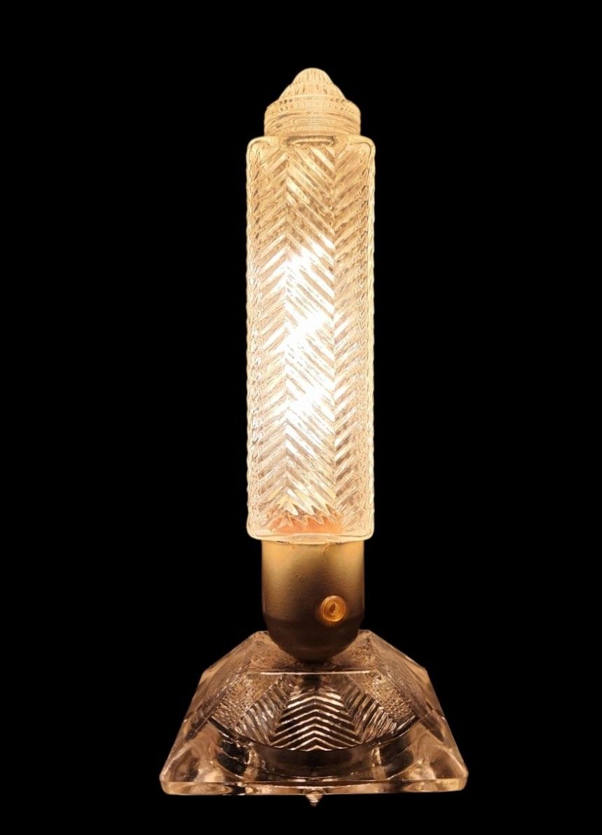 VTG 1930s Art Deco Glass Skyscraper Boudoir Bedroom Table Lamp