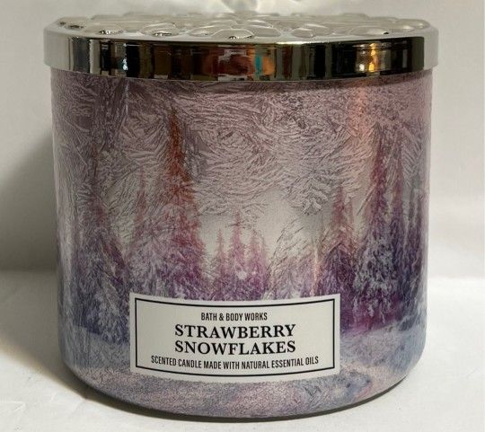 BBW STRAWBERRY SNOWFLAKES
