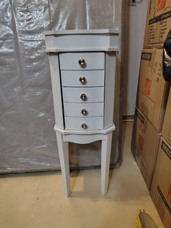 Jewelry Box With Legs