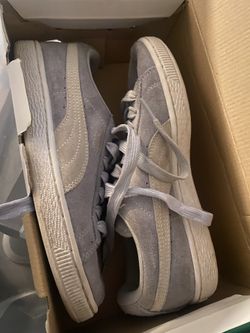 Gray /Cream Puma size 7.5 Women’s sneaker