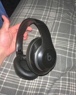 Black beats headphones