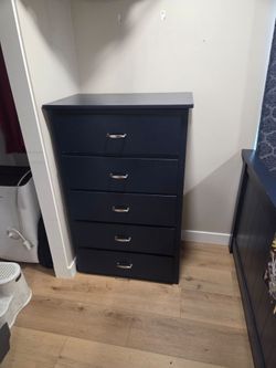 5 Drawer Dresser