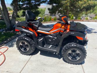 C FORCE 600 /very low miles