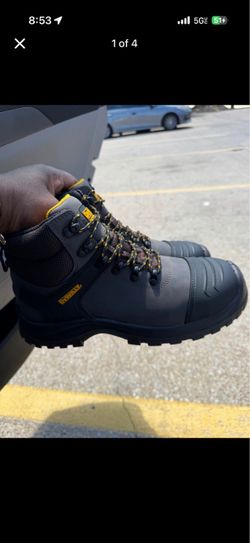 Dewalt boots steel toe …….11 1/2 men