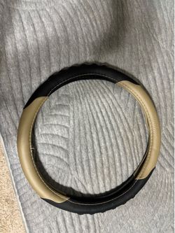 Steering wheel cover