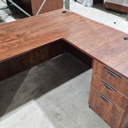 Short Brown Laminate L Desk