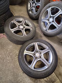 Llantas con rines 215. 55.  17
