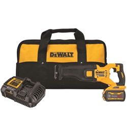 Dewalt Cordless Sawzall Kit w/Bag, Battery & Charger