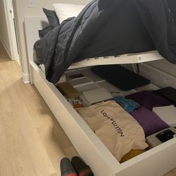 White Queen Size Storage Bed For Sale! 