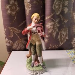 Vintage Figurine 