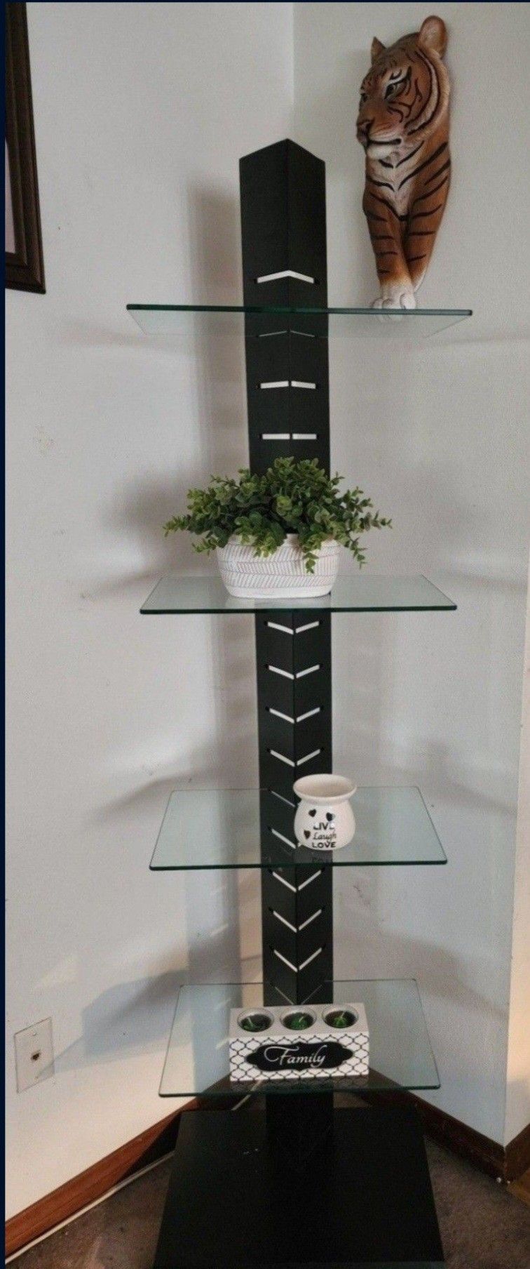Corner Shelf