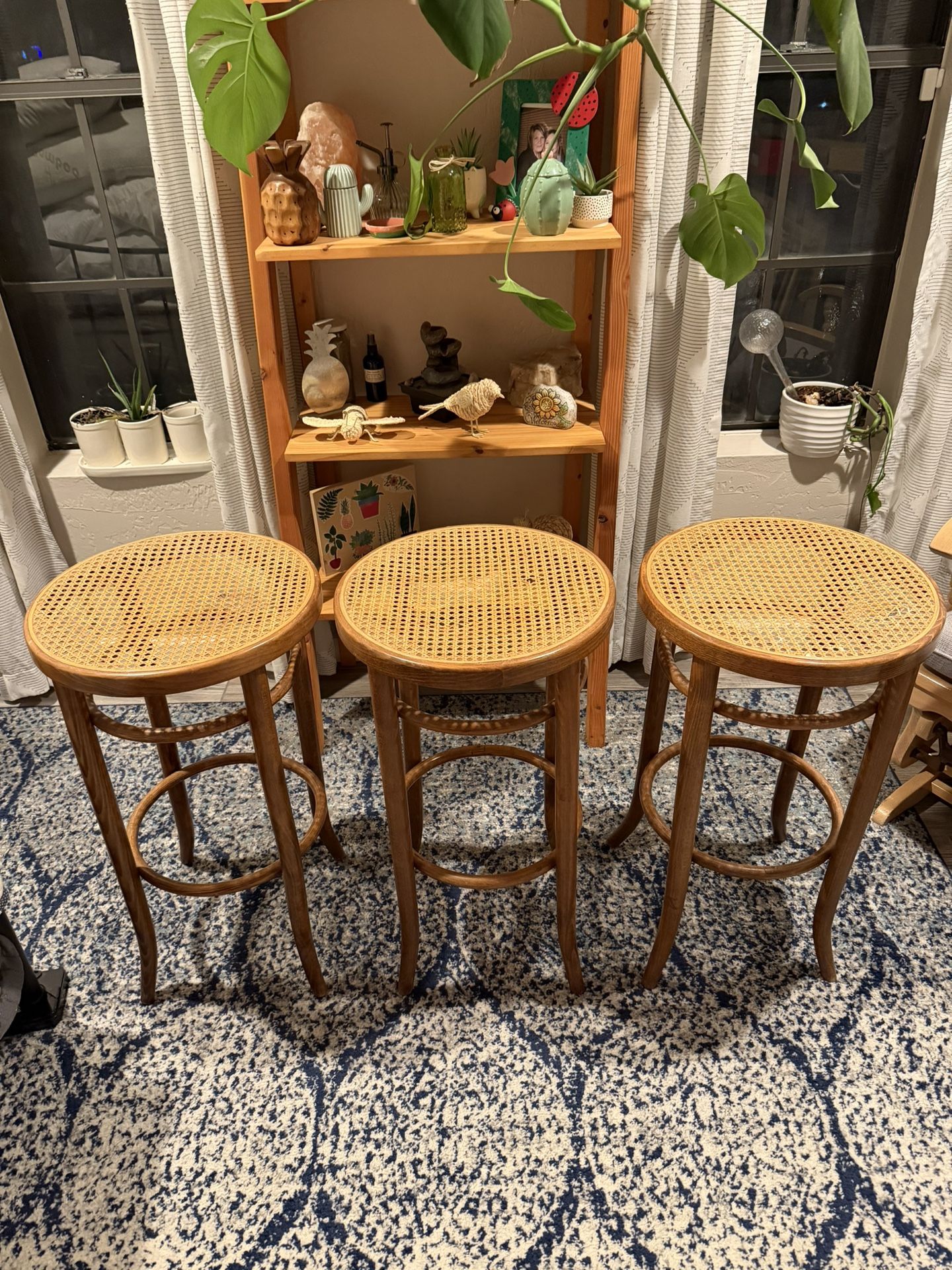 Rattan Stands