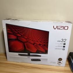 Vizio TV 32in With SONY Blu-ray DVD Player (BDP-S280) WiFi Streaming, HDMI - New Conditions 