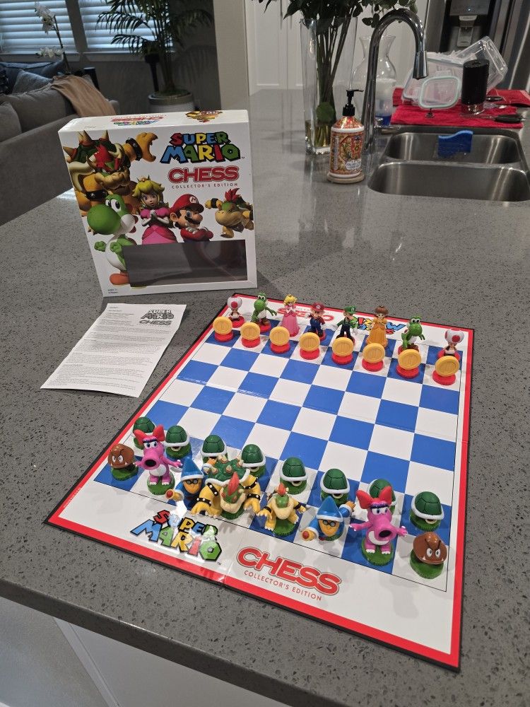 Nintendo Super Mario Chess Set Game Collector's Edition - Complete Set 2009. Chess board and figurines in like new condition.