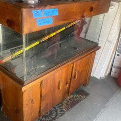 60 Gallon Aquarium With Stand And Zoo-Med UV  Light