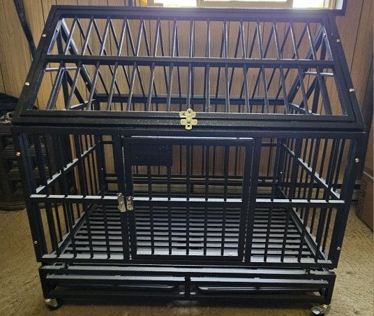 Metal Extra Heavy-Duty Dog Crate- New Open Box