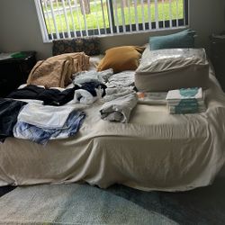 Bedroom Sheets Sets,pillows And More 