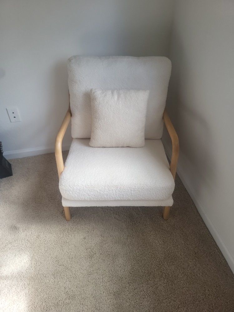 Sherpa Chair With HANDLES