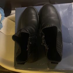 Women’s Chelsea Boots 