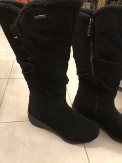 Beautiful Black boots