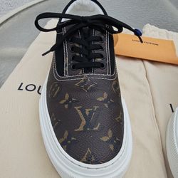 Louie Vuitton Shoe !!!