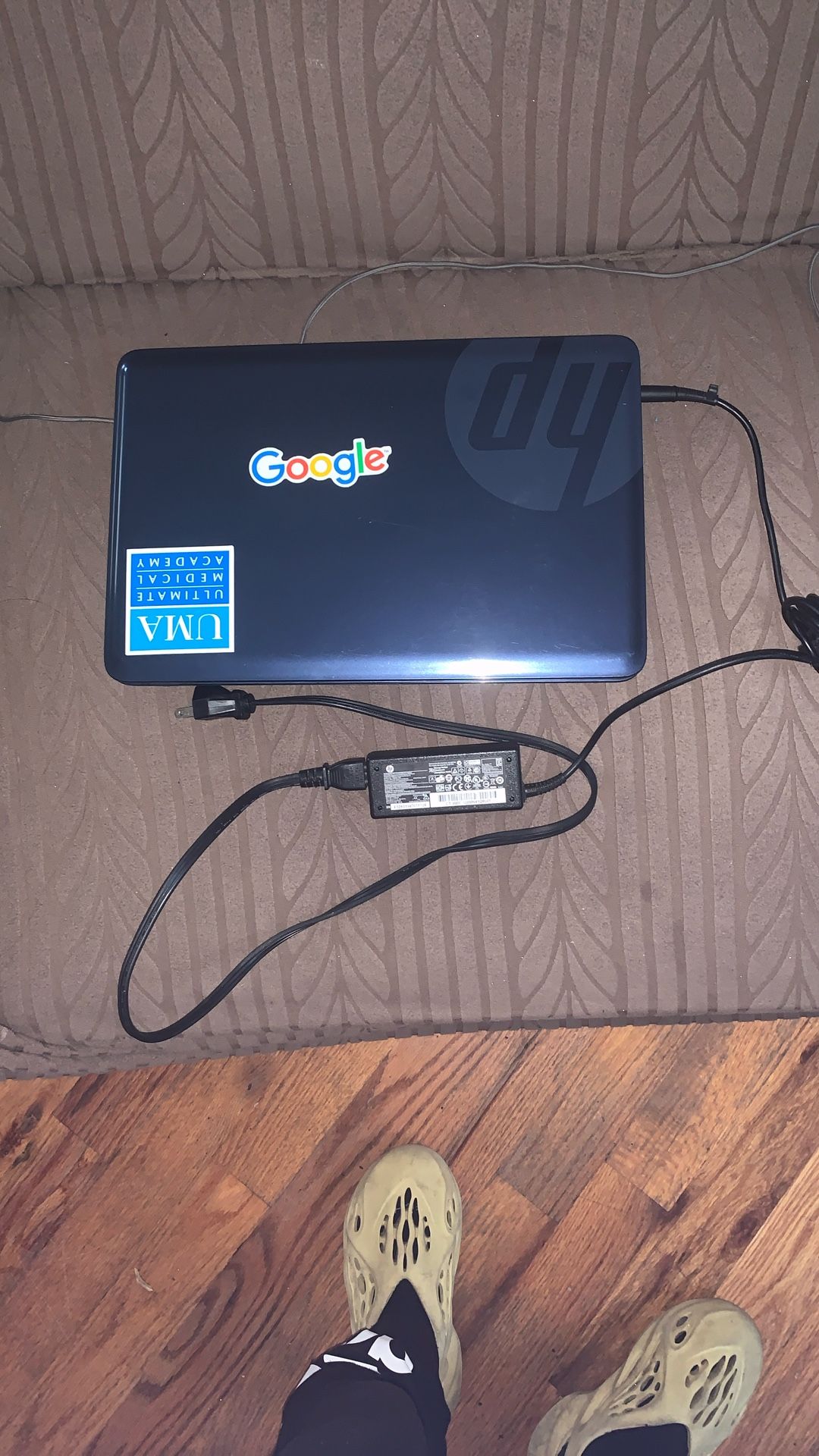 HP 2000Notebook PC