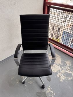 Black Leather Office Chair — Chrome Frame