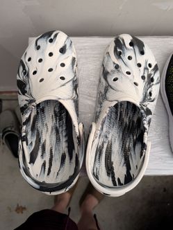 Men's Crocs size 11