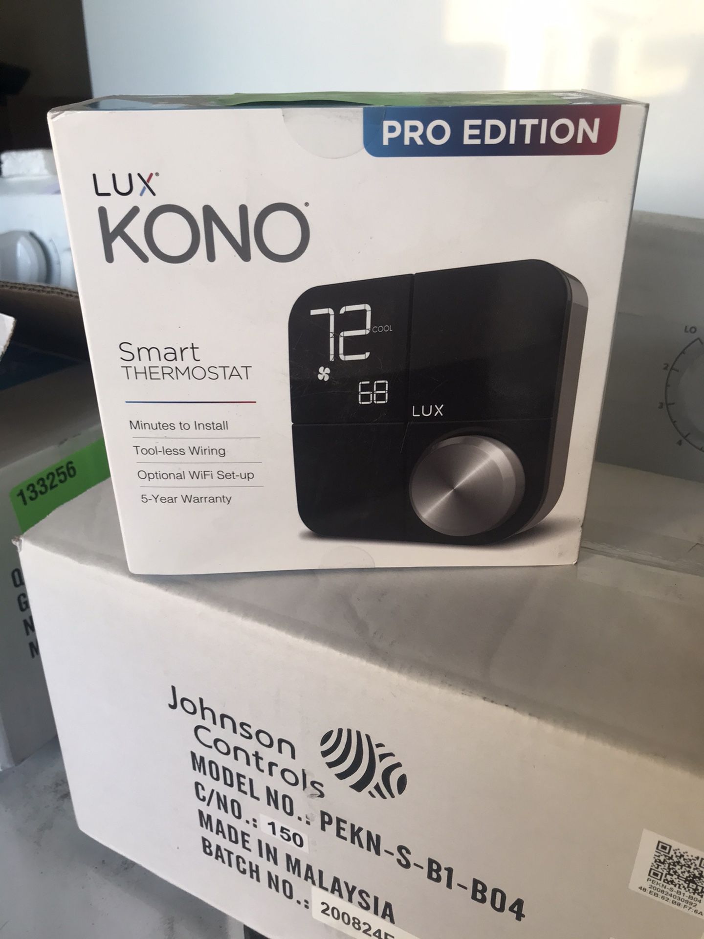 Lux Kono Smart Thermostat  New In Box