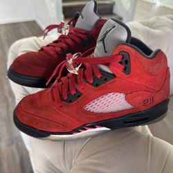Red Jordan’s Retro 
