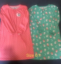 Lot pijamas in size 6/7