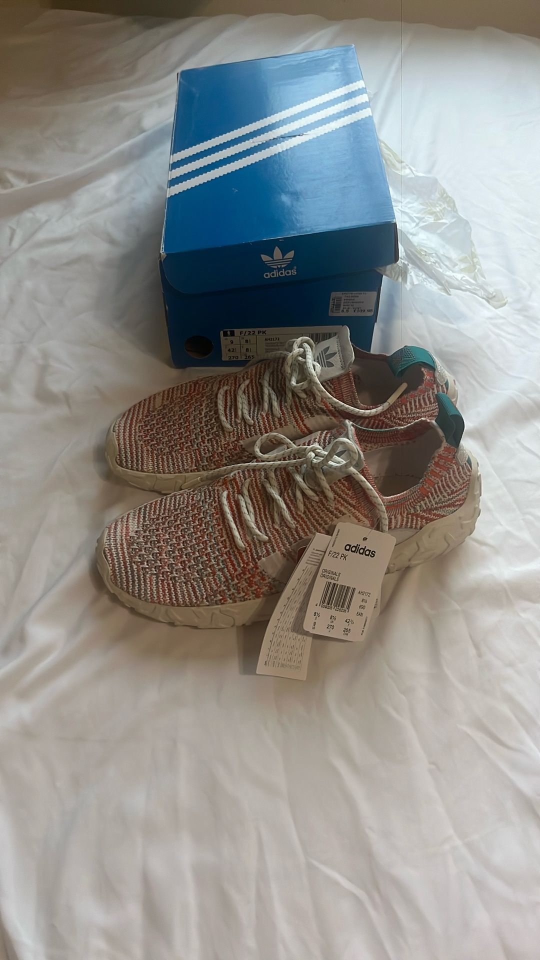 adidas f 22 pk size 9 men’s
