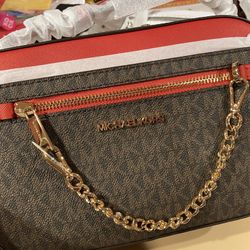 Crossbody Michael Kors y Wallet