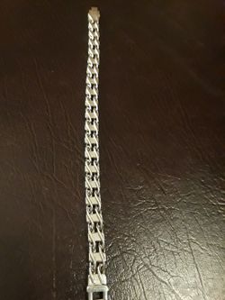 Stainless bracelet