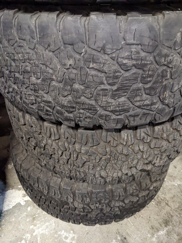 Buy 2, Get4! BFG All Terrain T/A KO 305/65R18 for Sale in Everett, WA ...