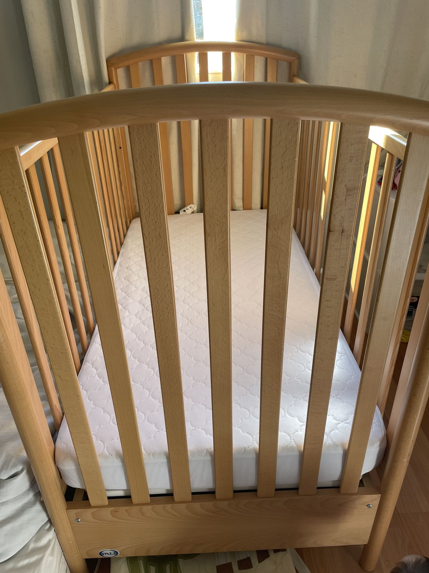 Baby mattress/mattress pad+free crib