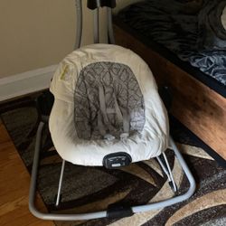 Graco Baby Swing