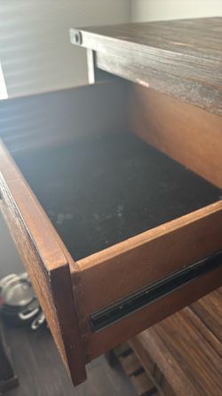 Dresser seven drawers with a shelf seven drawer dresser to drawers are flocked