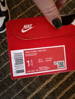 Nike Dunks (1.5Y)