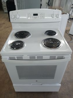 GE white coil top stove - Free delivery