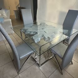 Square Glass Dining Table With 4 Chairs 