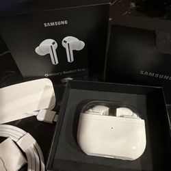 Samsung Galaxy Buds 3 Pro SM-R630 Wireless Noise Cancelling Earbuds - white