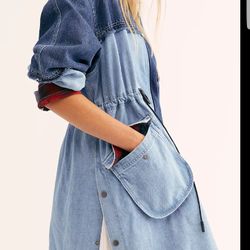New Free People Denim Parka Size Large With Removable Faux Fur 