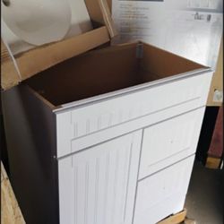 30x19 Vanity Bathroom Vanity Damage Back Bottom, New Never Install $100