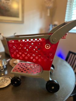 Play target shopping cart, play food, pots and pans
