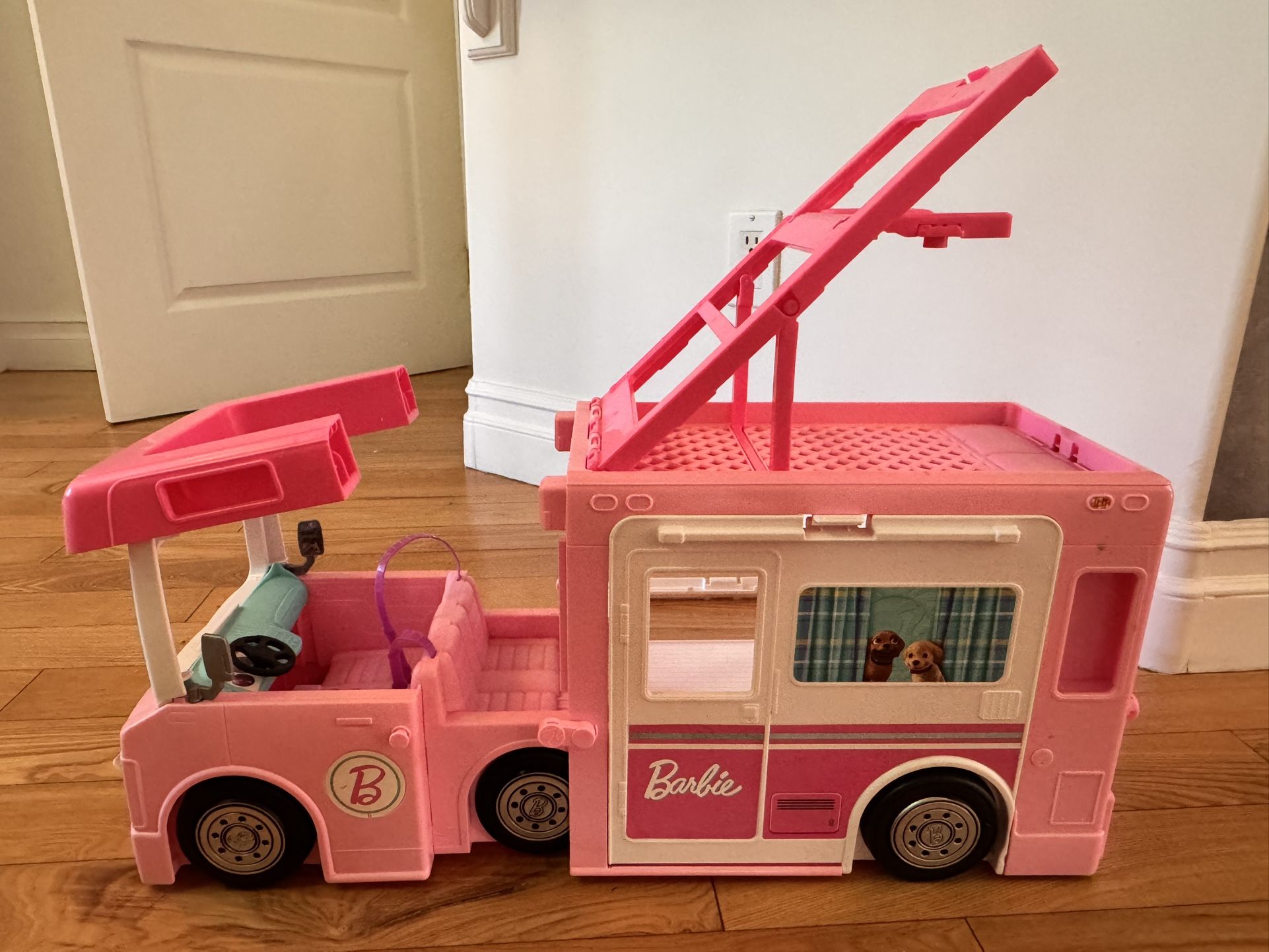 Barbie Camper Playset 3 In 1