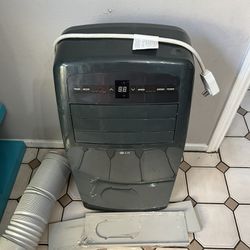 LG Air conditioner 14,000btu