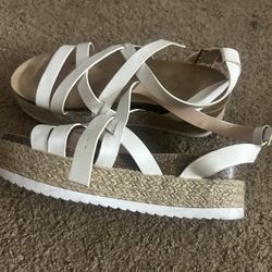 Women’s Sandals And Boots Size 7 