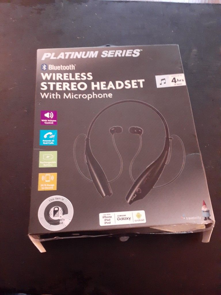 GORGEOUS NEW IN BOX Travelocity Bluetooth Wireless Stereo Headset with microphone